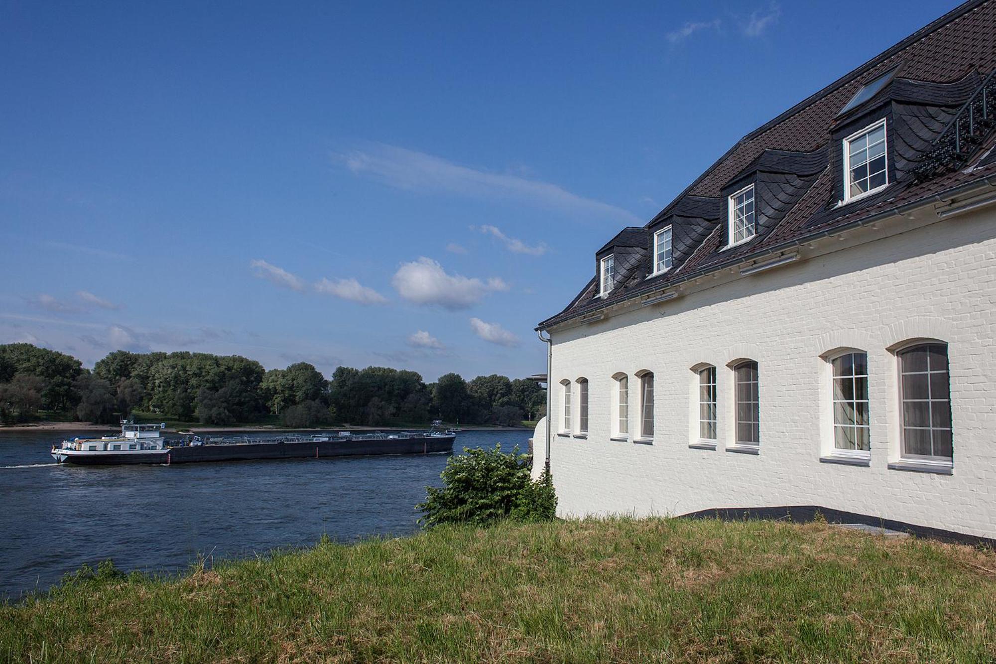 Hotel Schnellenburg 2*