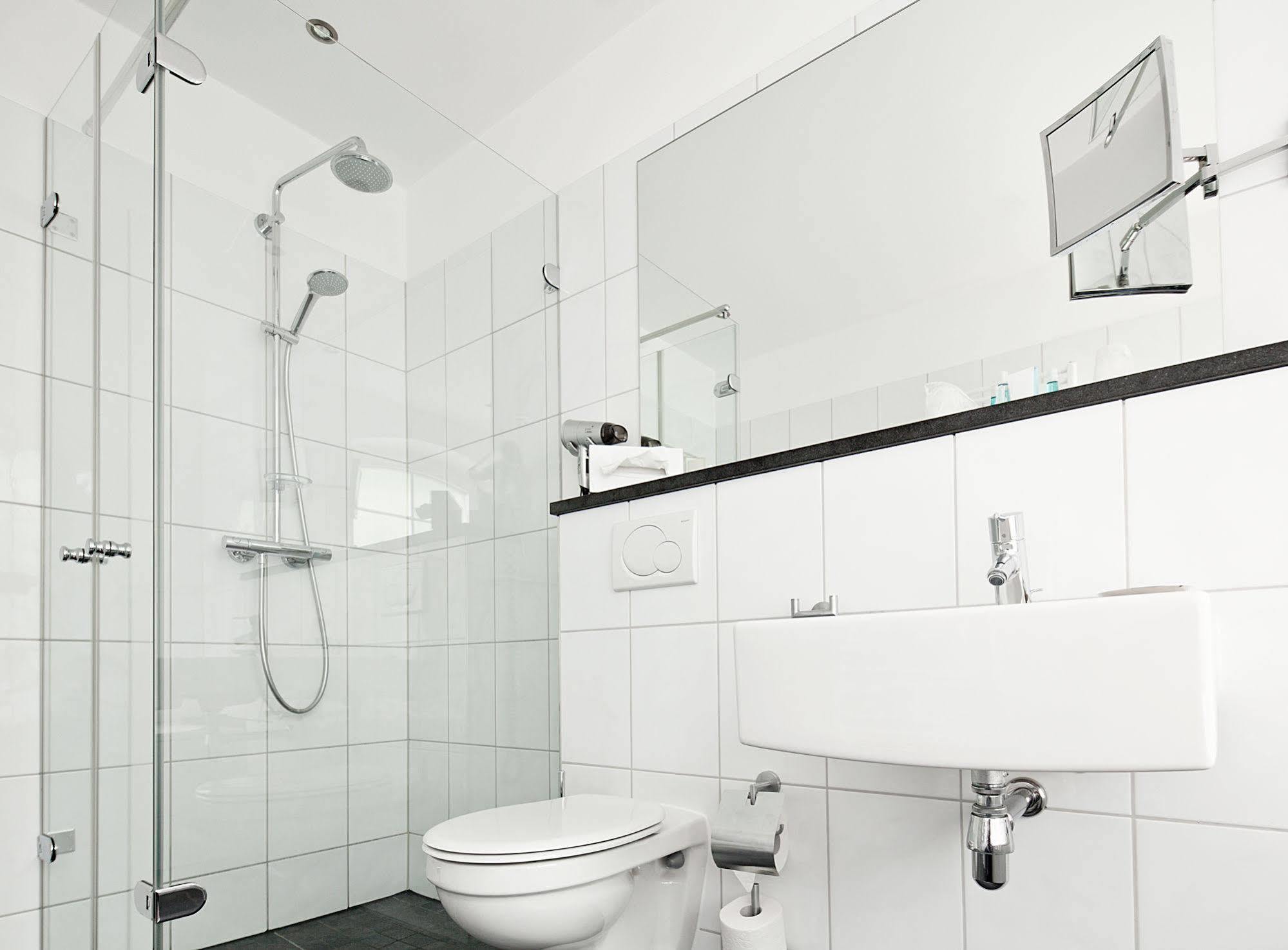 Schnellenburg Hotel Dusseldorf