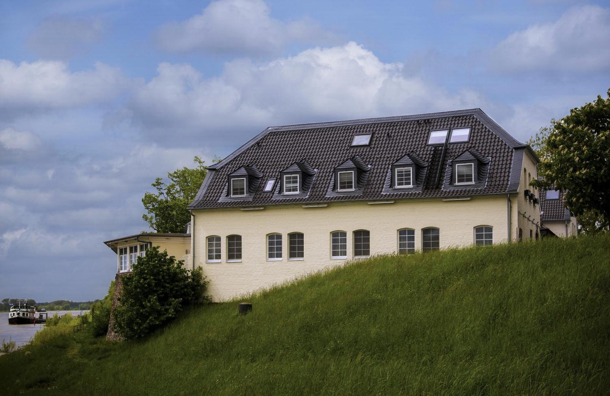 Schnellenburg Dusseldorf